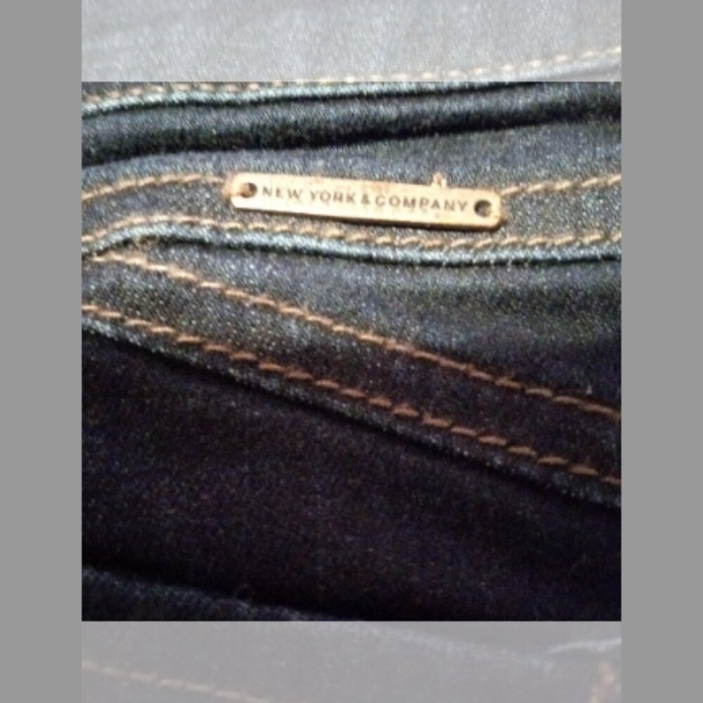New York & Company Soho Skinny  Curve Creator Jeans - Picture 6 of 7